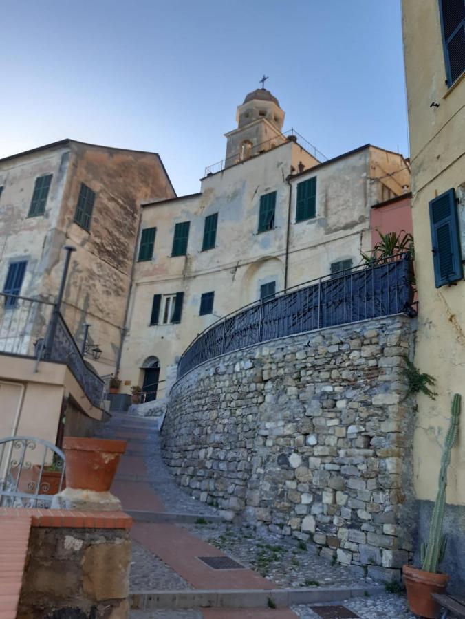 Appartamento nel borgo con splendida vista sul mare Cervo Esterno foto
